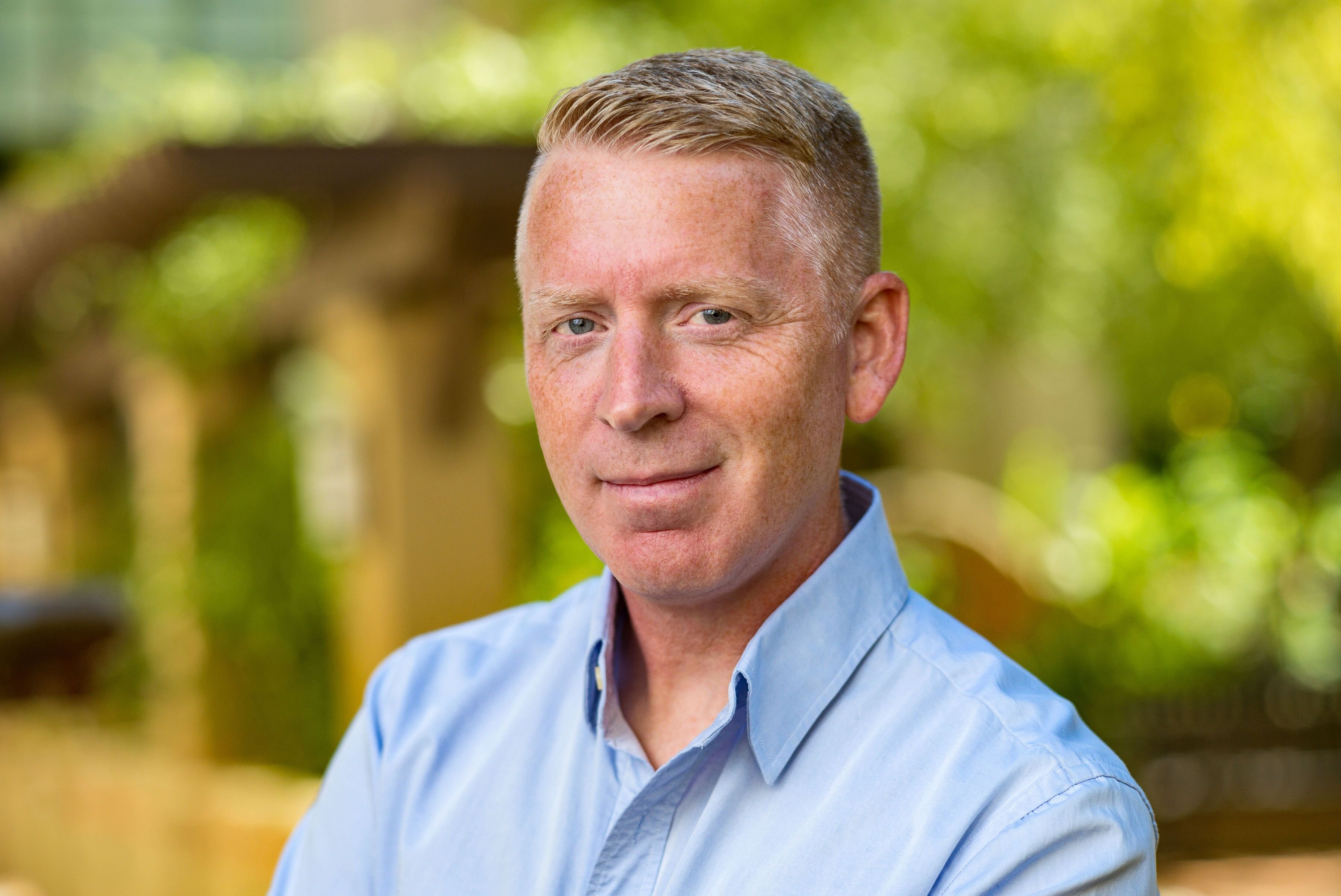 Julian Beak joins Hennig to oversee a new team in the Bay Area